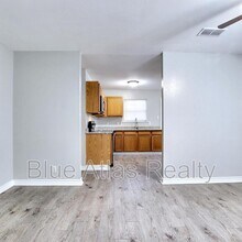 1201 S Travis St in Sherman, TX - Building Photo - Building Photo
