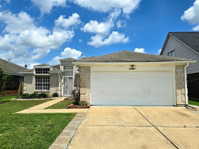 property at 13562 Catalina Village Dr