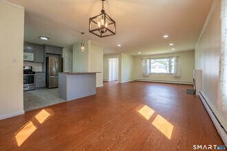 115 Hilldale Rd in West Hartford, CT - Building Photo - Building Photo