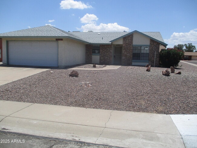 property at 4607 E Bohl St