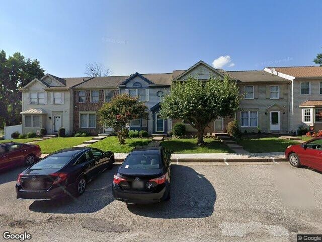 property at 6 Hobb Ct