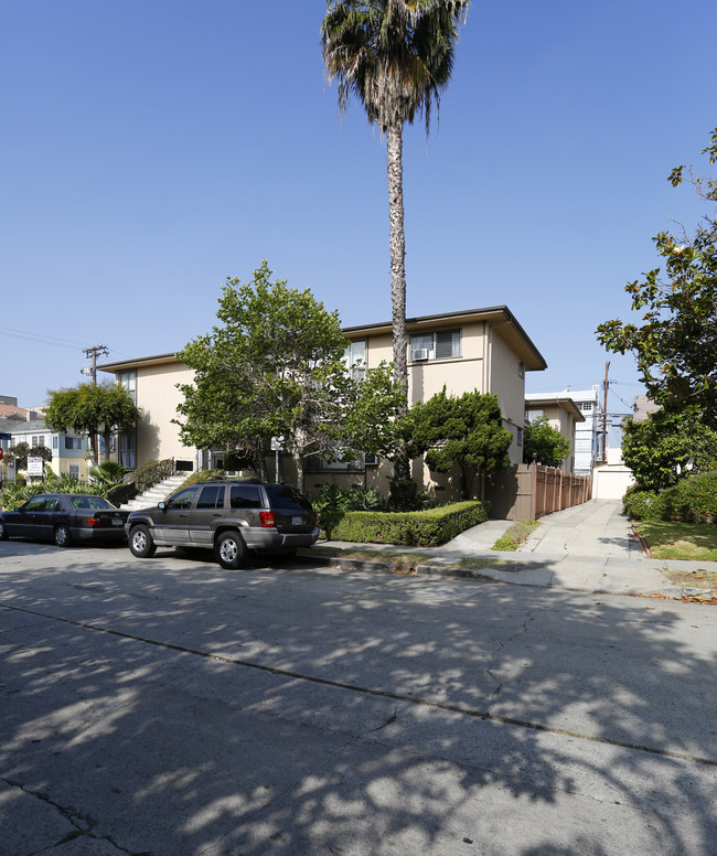 871 S Gramercy Pl in Los Angeles, CA - Foto de edificio - Building Photo