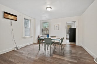 2241 Hawthorne Ave in Pittsburgh, PA - Building Photo - Building Photo