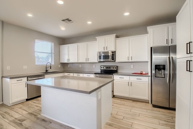 11720 W Foothill Ct in Sun City, AZ - Building Photo - Building Photo