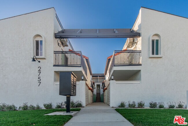 2757 Andreo Ave in Torrance, CA - Building Photo - Building Photo