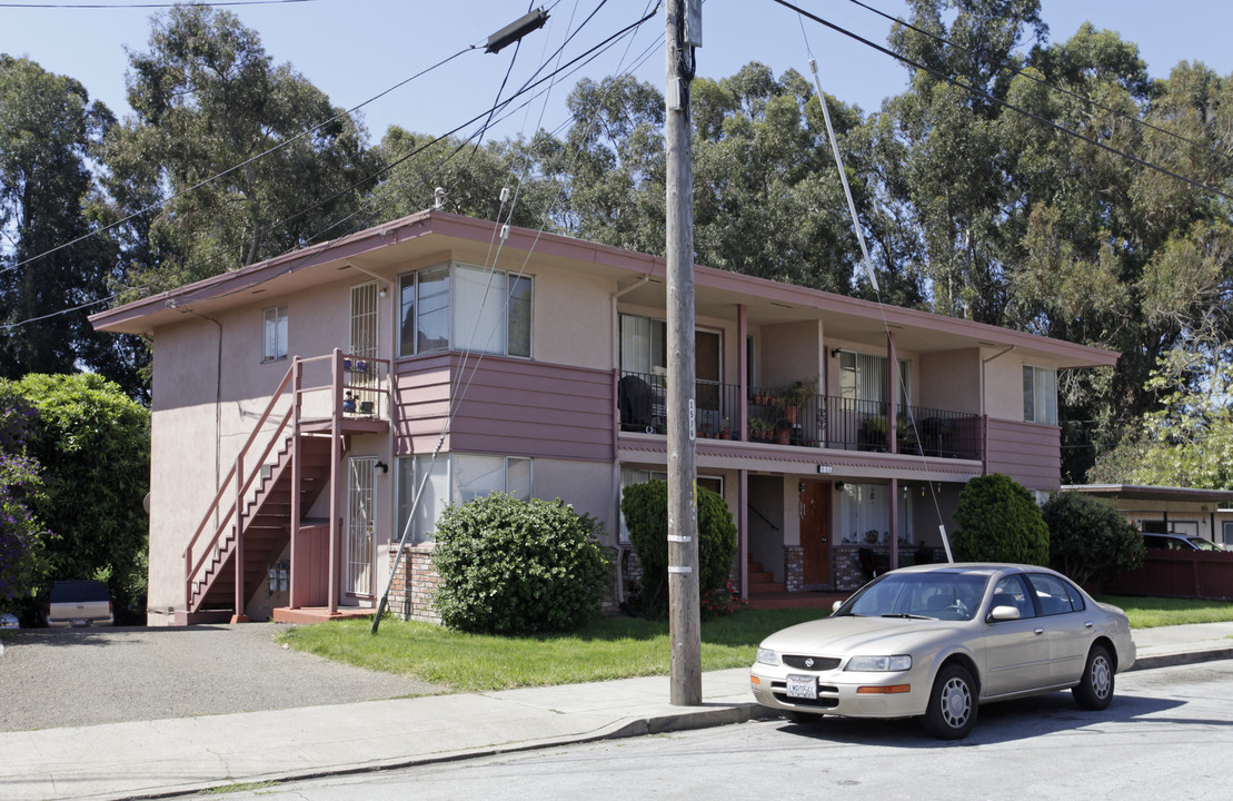 951 Karol Way in San Leandro, CA - Building Photo