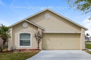 10720 Opus Dr in Riverview, FL - Building Photo