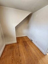 33 Portship Rd in Dundalk, MD - Building Photo - Building Photo