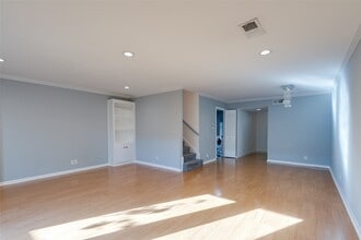 6339 Briar Rose Dr in Houston, TX - Building Photo - Building Photo