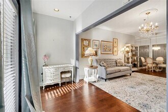 2865 Lenox Rd NE in Atlanta, GA - Building Photo - Building Photo