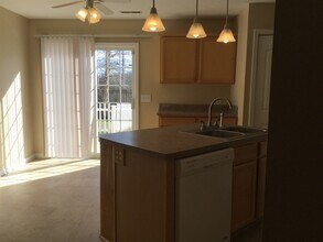 3005 Ace Wintermeyer Dr in La Vergne, TN - Foto de edificio - Building Photo