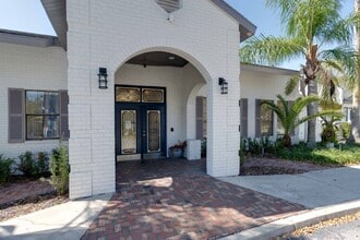Vivo Living Jacksonville in Jacksonville, FL - Building Photo - Building Photo