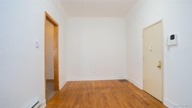 46 N Village Ave in Rockville Centre, NY - Building Photo - Building Photo