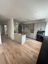 2929 Delaware Ave, Unit 3 in Kenmore, NY - Building Photo - Building Photo