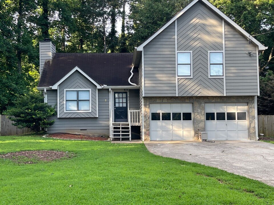 3162 Gwin Oaks Dr in Lawrenceville, GA - Building Photo