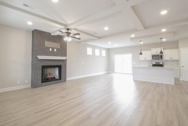 485 Herman Dr in Clarksville, TN - Building Photo - Building Photo