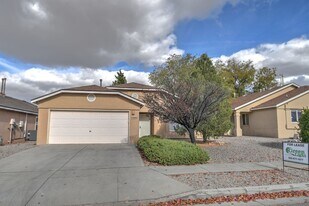 11605 Signing Arrow Rd in Albuquerque, NM - Building Photo