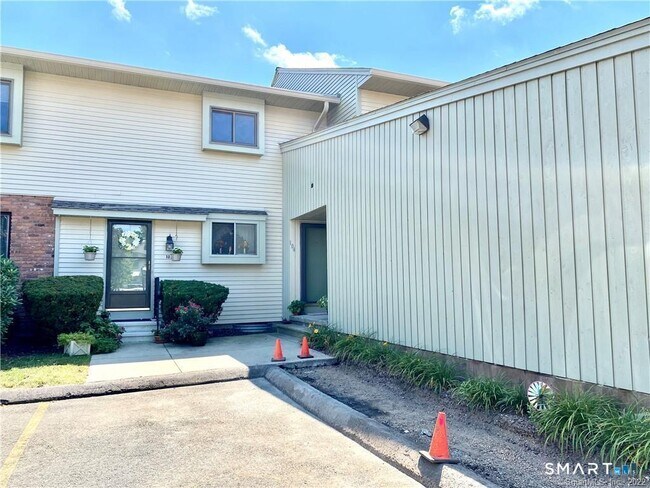 property at 104 Summer Hill Dr