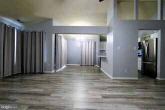 505 Regency Pl in Trenton, NJ - Building Photo - Building Photo