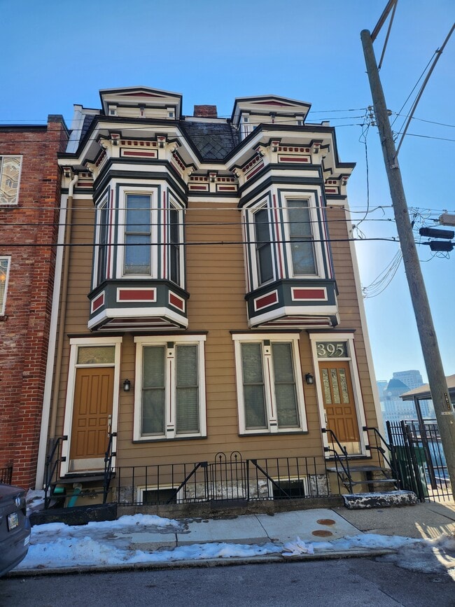 property at 395 Oregon St