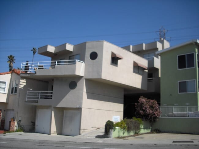 property at 4416 Highland Ave