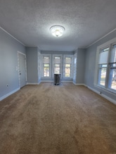 129 Snow St, Unit 2 in Woonsocket, RI - Building Photo - Building Photo