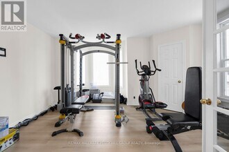 131 Sanford St in Barrie, ON - Building Photo - Building Photo