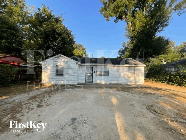 property at 1769 Sugarloaf St