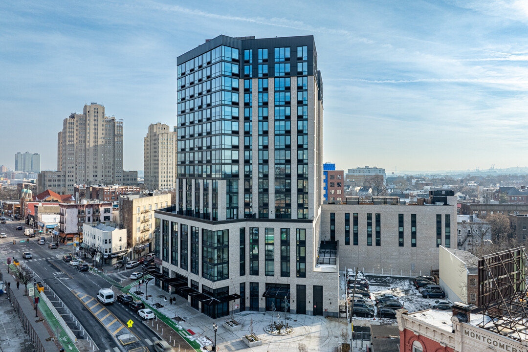 Orchard in Jersey City, NJ - Building Photo