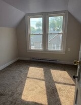 13 Spring St in Windham, CT - Building Photo