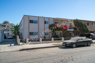 1050 Dawson Ave in Long Beach, CA - Building Photo - Building Photo