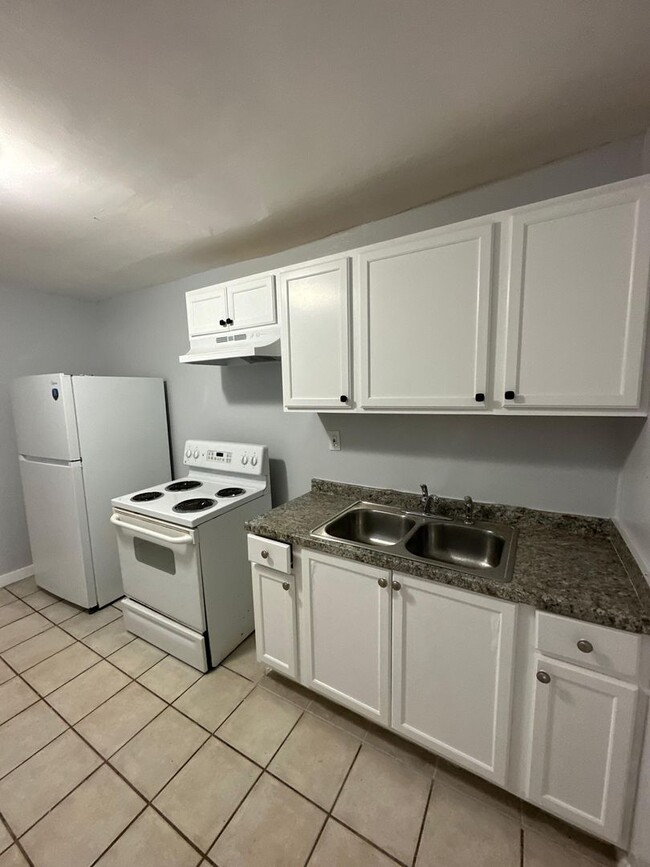 property at 2845-2847 W 6th St