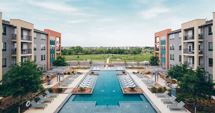 The Kennedy Apartments in San Antonio, TX - Building Photo - Building Photo