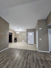 1060 Dees Dr in Oviedo, FL - Building Photo - Building Photo