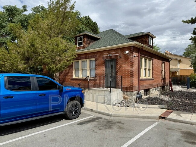 property at 1610 I St