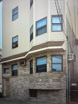 82 Prospect Ave in Bayonne, NJ - Building Photo