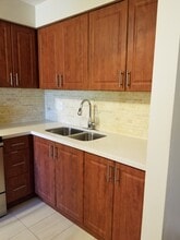 477 Dean Avenue in Oshawa, ON - Building Photo - Building Photo