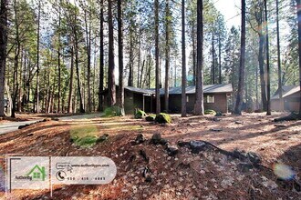 30522 Sleepy Hollow Dr in Shingletown, CA - Building Photo - Building Photo