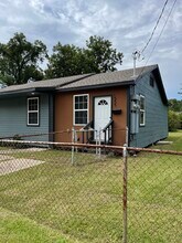 1555 Swan Ave, Unit Swan in Baton Rouge, LA - Building Photo - Building Photo