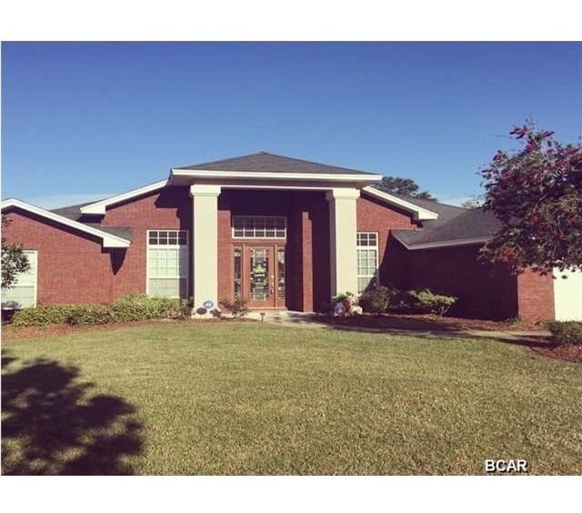 property at 105 Lakeview Terrace