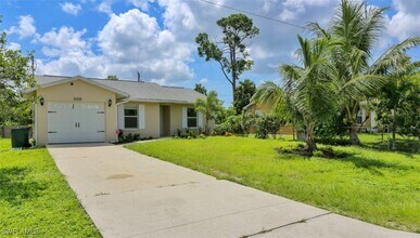 5310 Caldwell St in Naples, FL - Building Photo - Building Photo