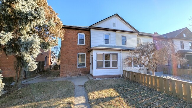 property at 1064 Monmouth Rd