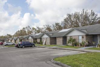 Summer Glen Apartments in Immokalee, FL - Foto de edificio - Building Photo