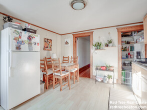 60 Powder House Blvd, Unit 3 in Somerville, MA - Building Photo - Building Photo