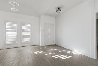 18516 Featherwood Dr in Dallas, TX - Building Photo - Building Photo