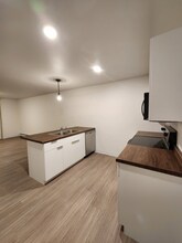 211 1st Ave NW in Hankinson, ND - Building Photo - Building Photo