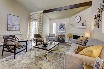 ReNew Pinehurst in Denver, CO - Building Photo - Building Photo