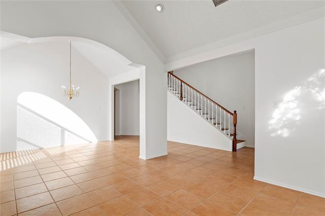 2322 Stillwater Dr in Mesquite, TX - Foto de edificio - Building Photo