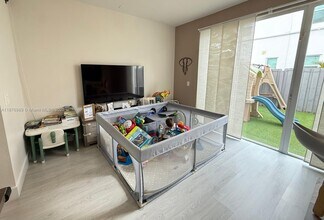 4172 SW 156th Ave in Miramar, FL - Building Photo - Building Photo