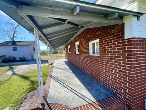 1222 St Anna Rd in Pembroke, NC - Building Photo - Building Photo